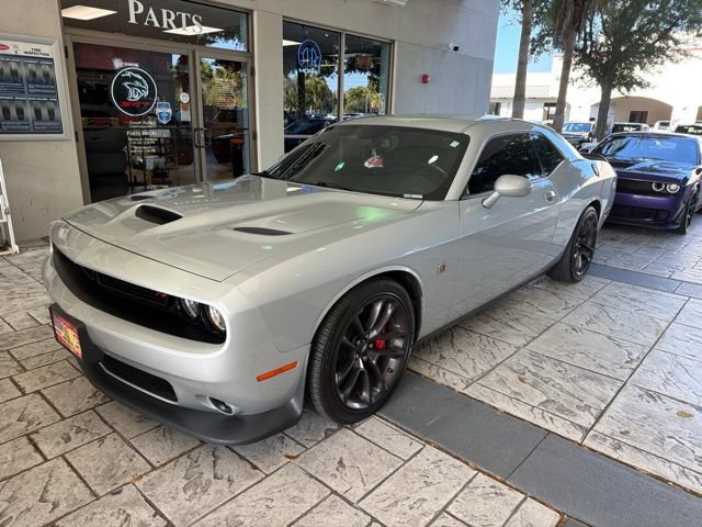 Certified 2022 Dodge Challenger R/T Scat Pack RWD image 2