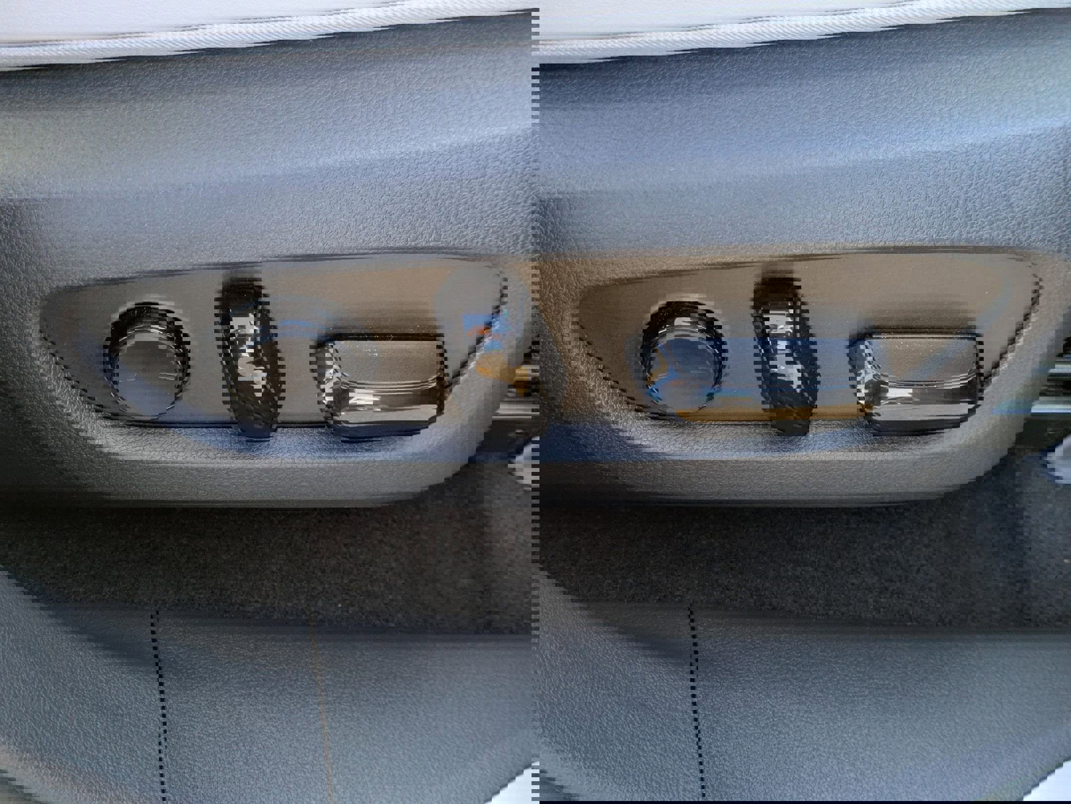 Used 2023 Lexus RX 350h image 38