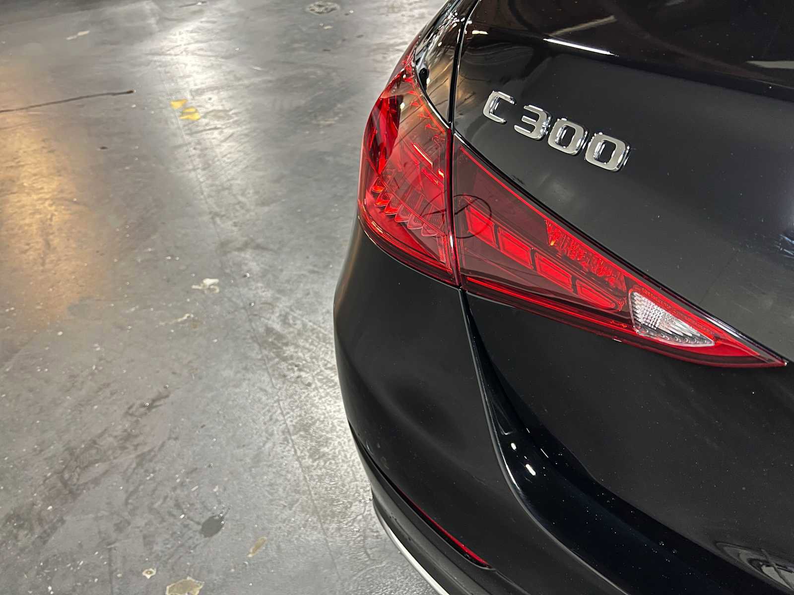 Used 2025 Mercedes-Benz C 300 4MATIC Sedan image 14