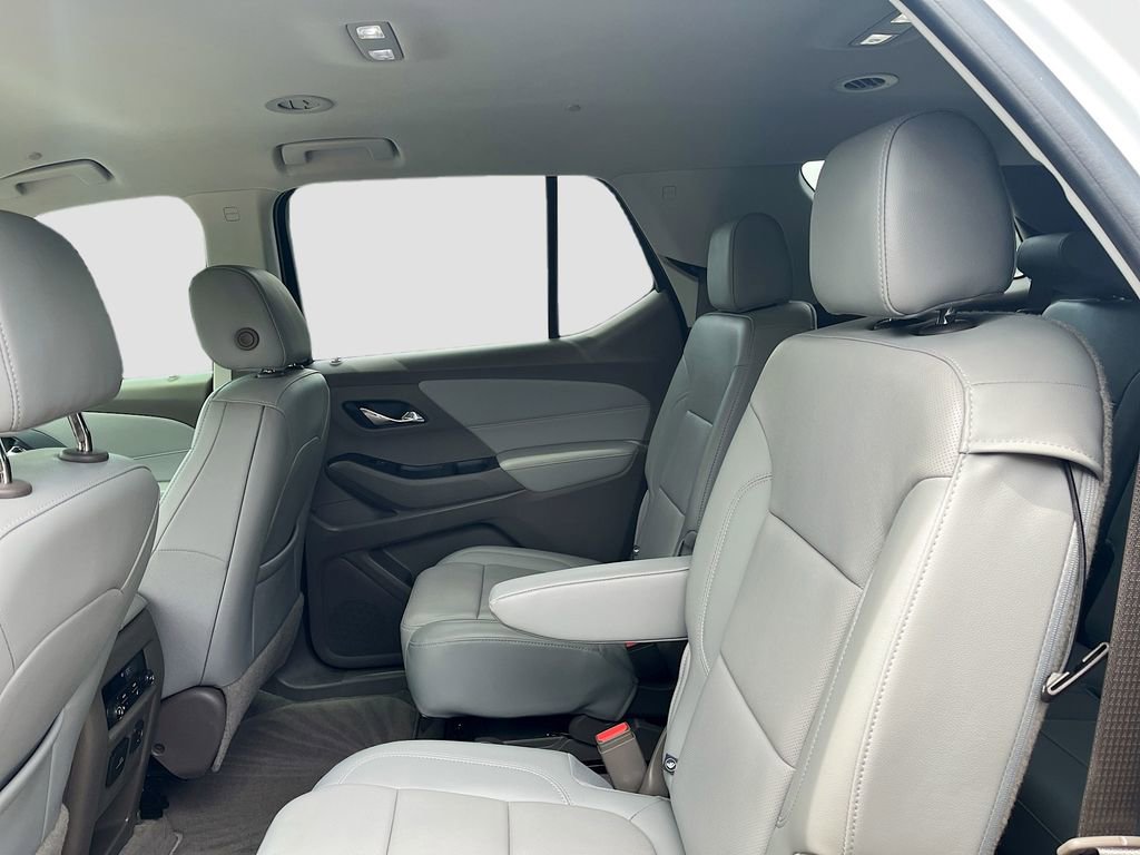 Used 2020 Chevrolet Traverse Premier FWD image 25