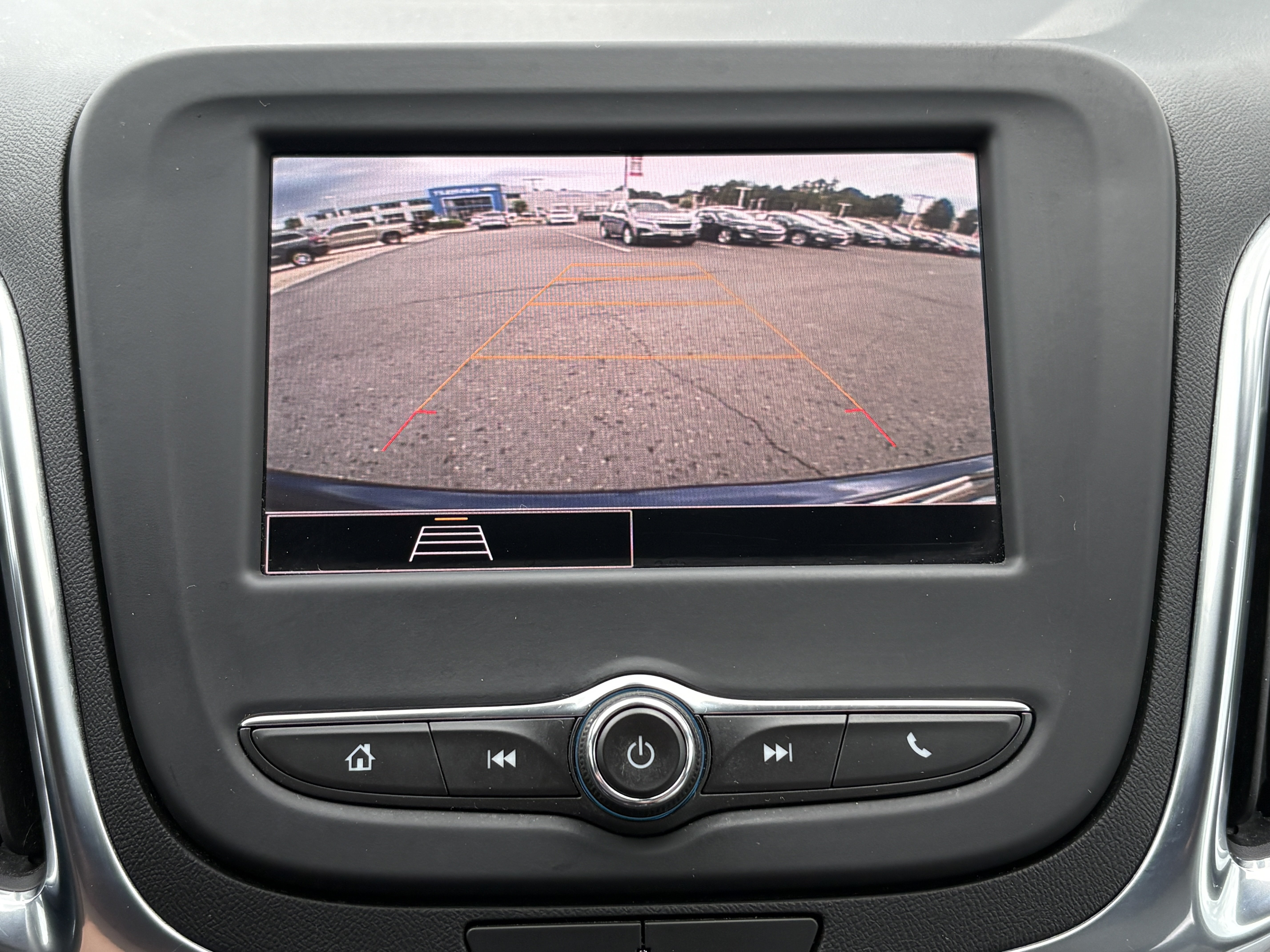 Used 2022 Chevrolet Equinox LS AWD/4WD image 23