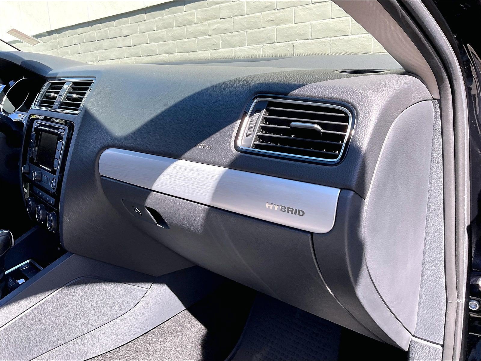 Used 2015 Volkswagen Jetta SEL Premium FWD image 16