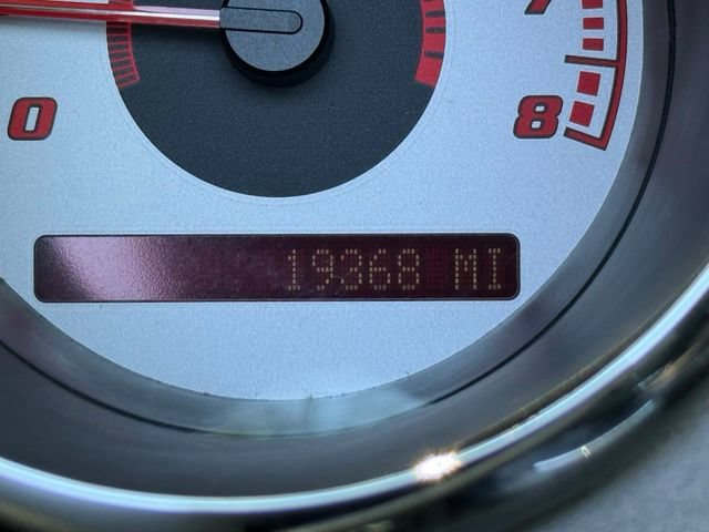 Used 2008 Pontiac Solstice Convertible w/ Preferred Package RWD image 16