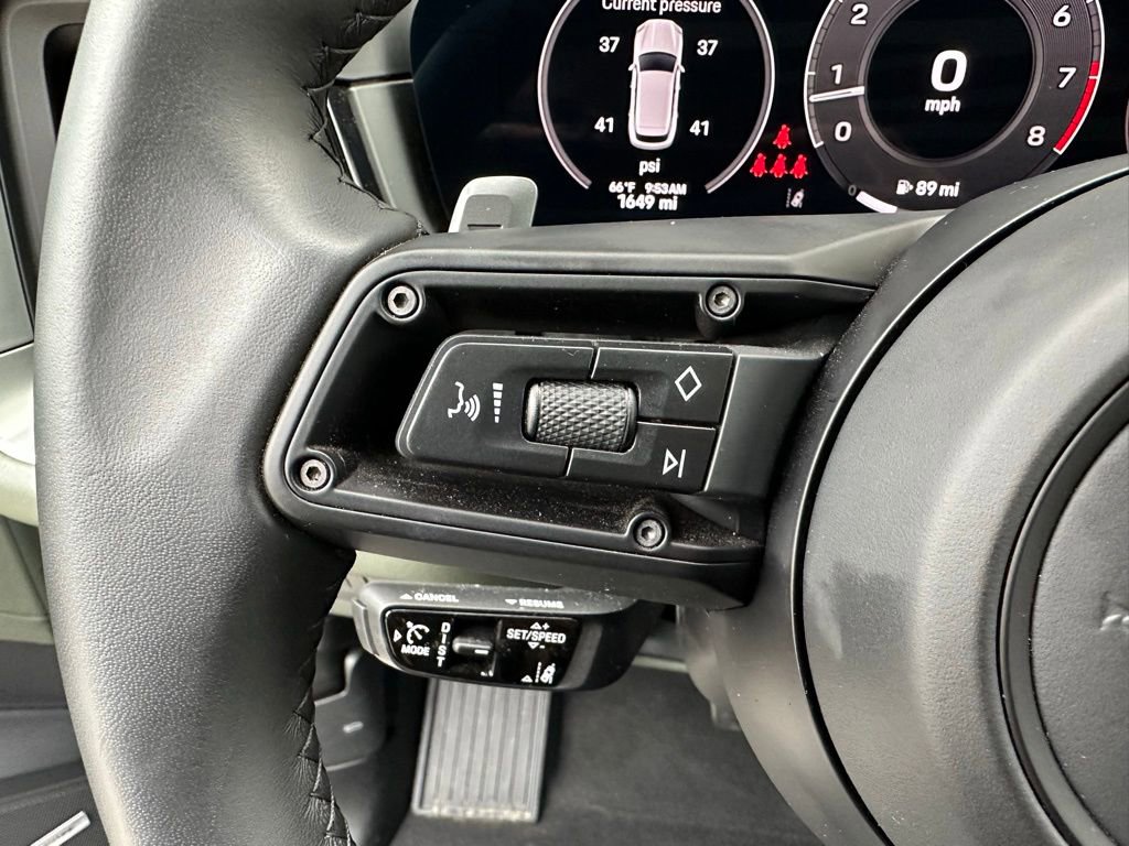 Certified 2025 Porsche Cayenne S image 19