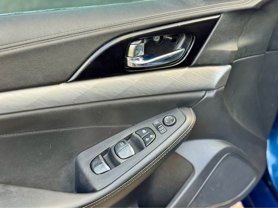 Used 2017 Nissan Maxima 3.5 SV image 12