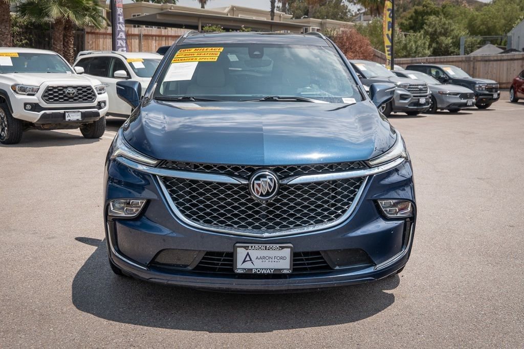 Used 2022 Buick Enclave Avenir w/ Avenir Technology Package image 3