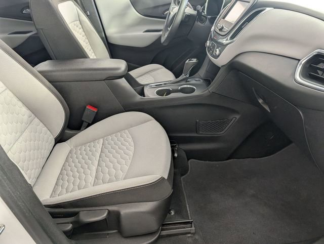 Used 2018 Chevrolet Equinox LS image 29