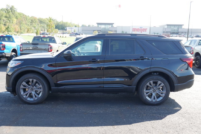 New 2026 Ford Explorer Active w/ Active Comfort Package AWD/4WD image 10