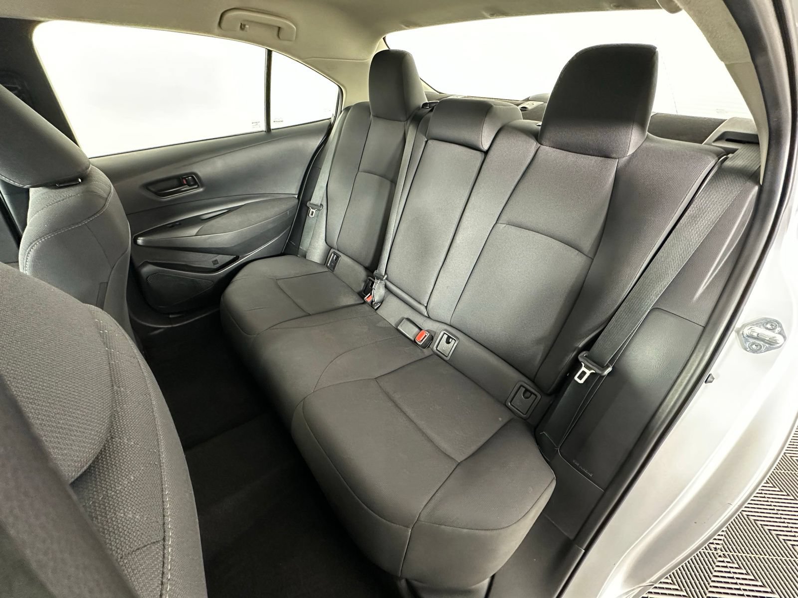 Used 2024 Toyota Corolla LE FWD image 26