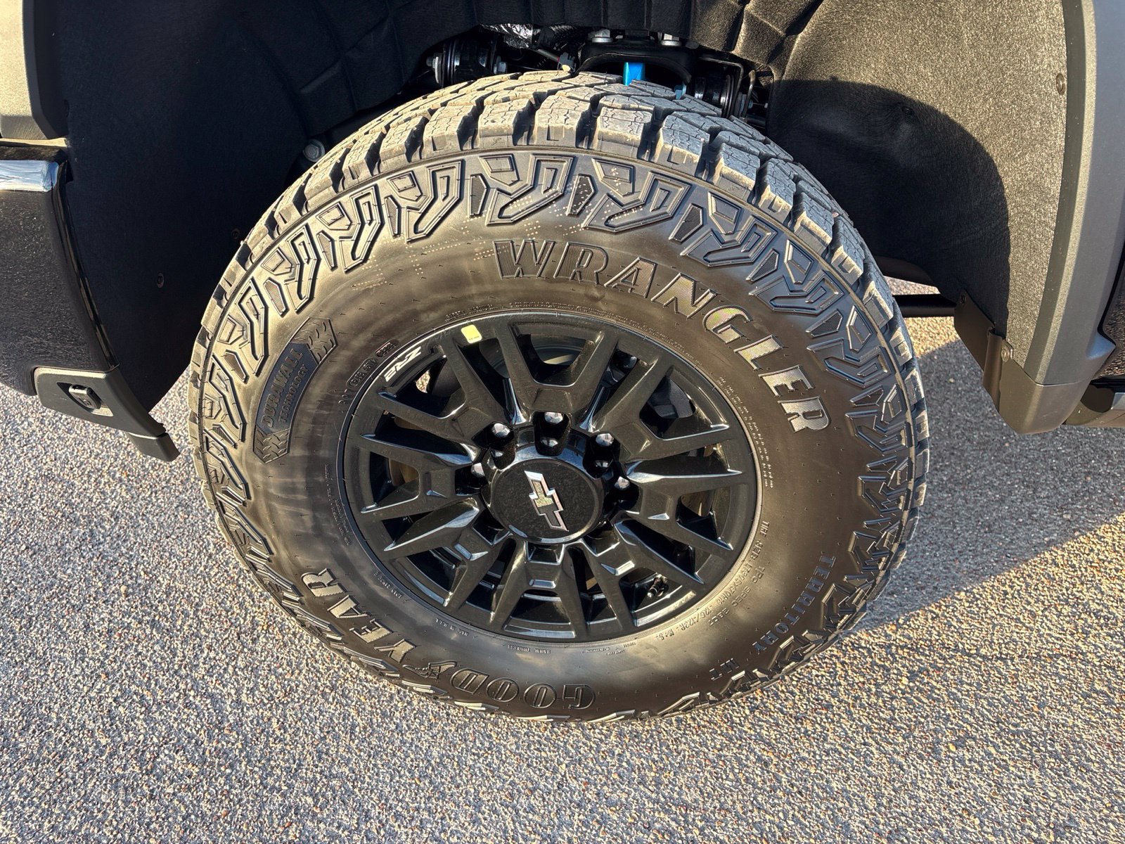 New 2026 Chevrolet Silverado 2500 ZR2 AWD/4WD image 38