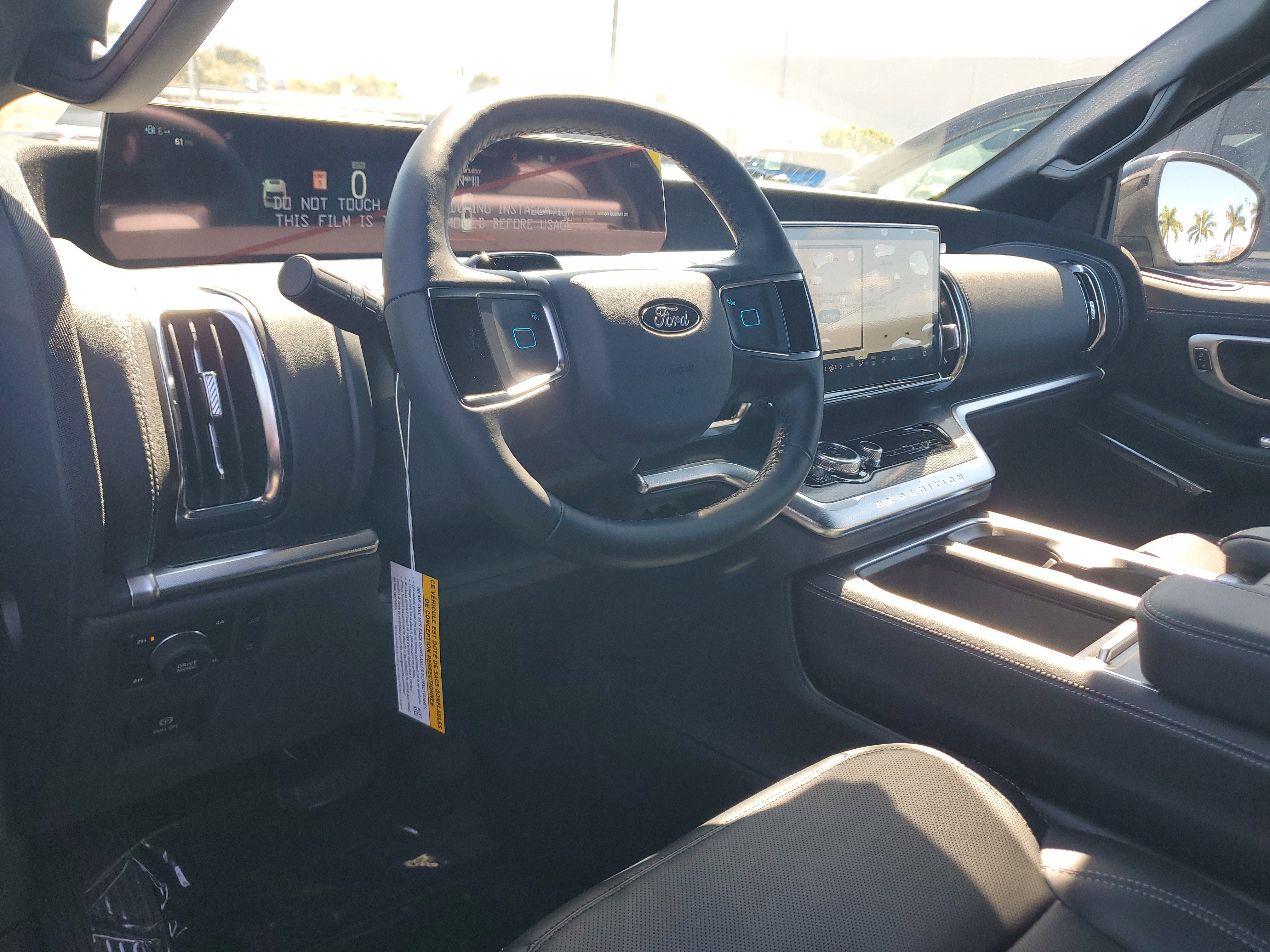 New 2026 Ford Expedition Max Platinum image 9