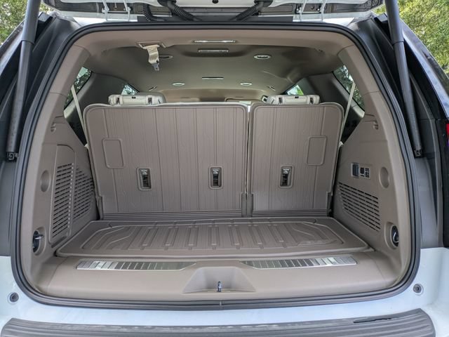 New 2026 GMC Yukon Denali w/ LPO, Floor Liner Package RWD image 14
