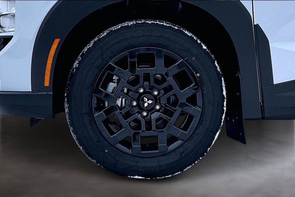 New 2026 Mitsubishi Outlander Trail Edition image 14