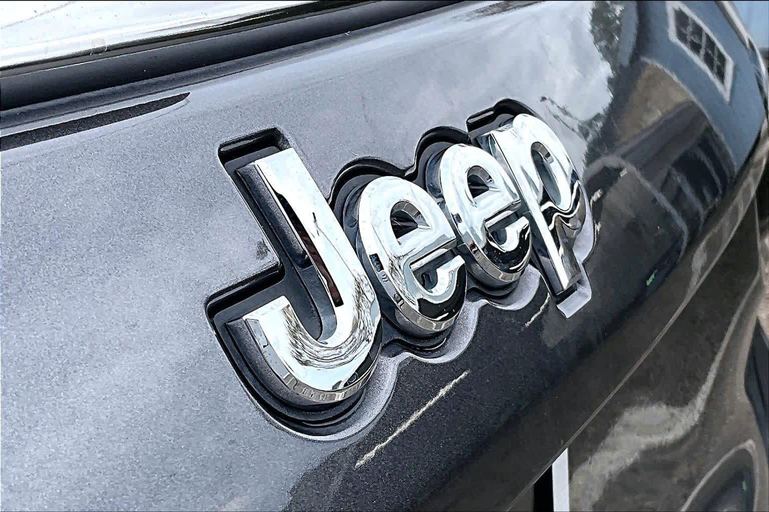 Used 2023 Jeep Compass Sport AWD/4WD image 30