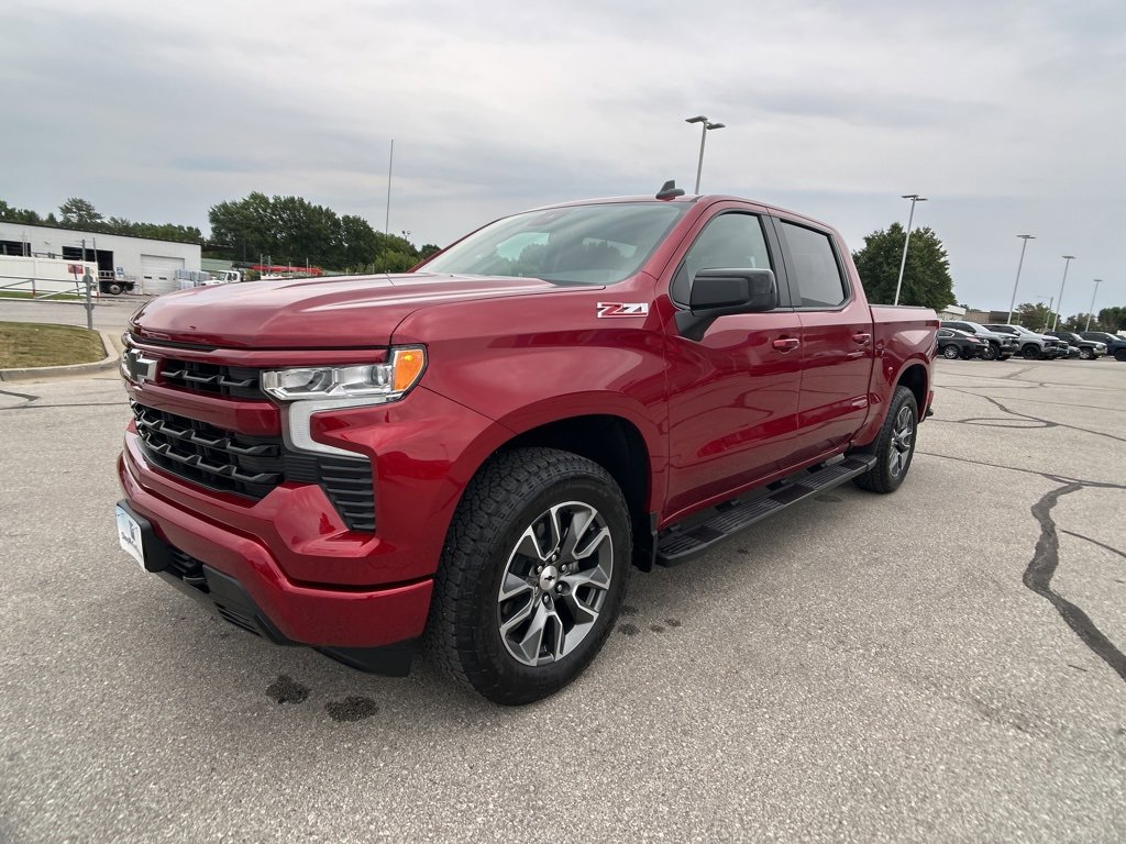 Certified 2025 Chevrolet Silverado 1500 RST image 3