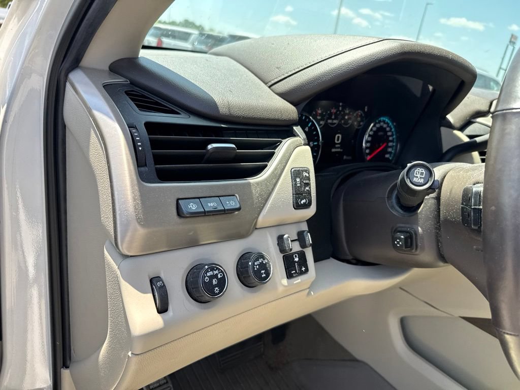 Used 2018 GMC Yukon Denali w/ Open Road Package AWD/4WD image 31