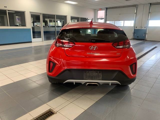Used 2021 Hyundai Veloster 2.0 Premium FWD image 4