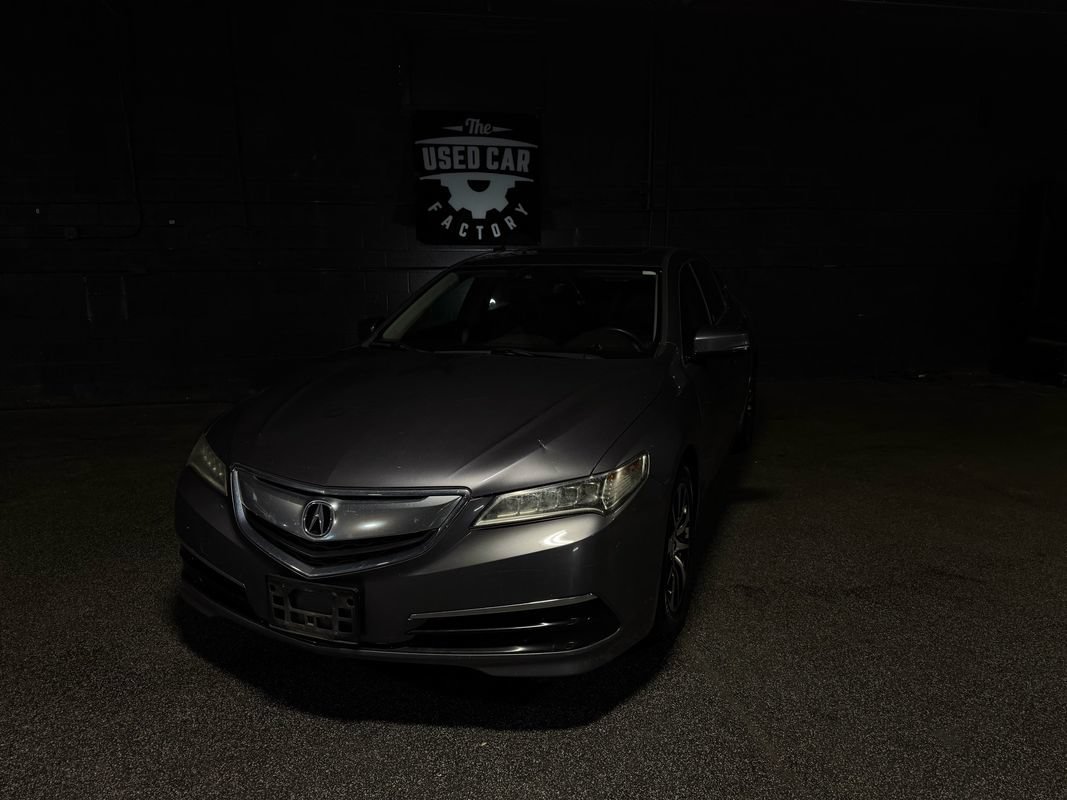 Used 2017 Acura TLX w/ Technology Package FWD image 1