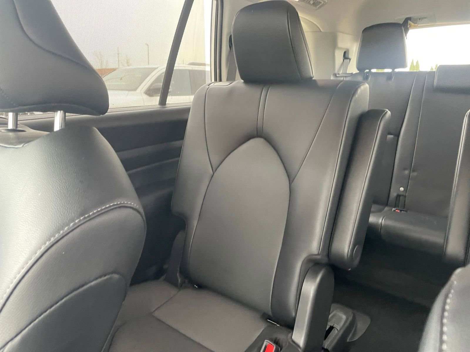 Used 2025 Toyota Grand Highlander FWD image 40