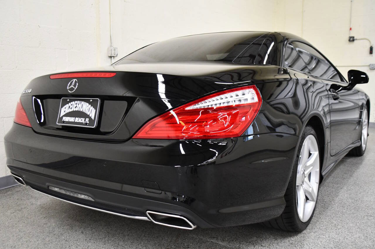 Used 2016 Mercedes-Benz SL 550 SL 550 2dr Convertible image 29