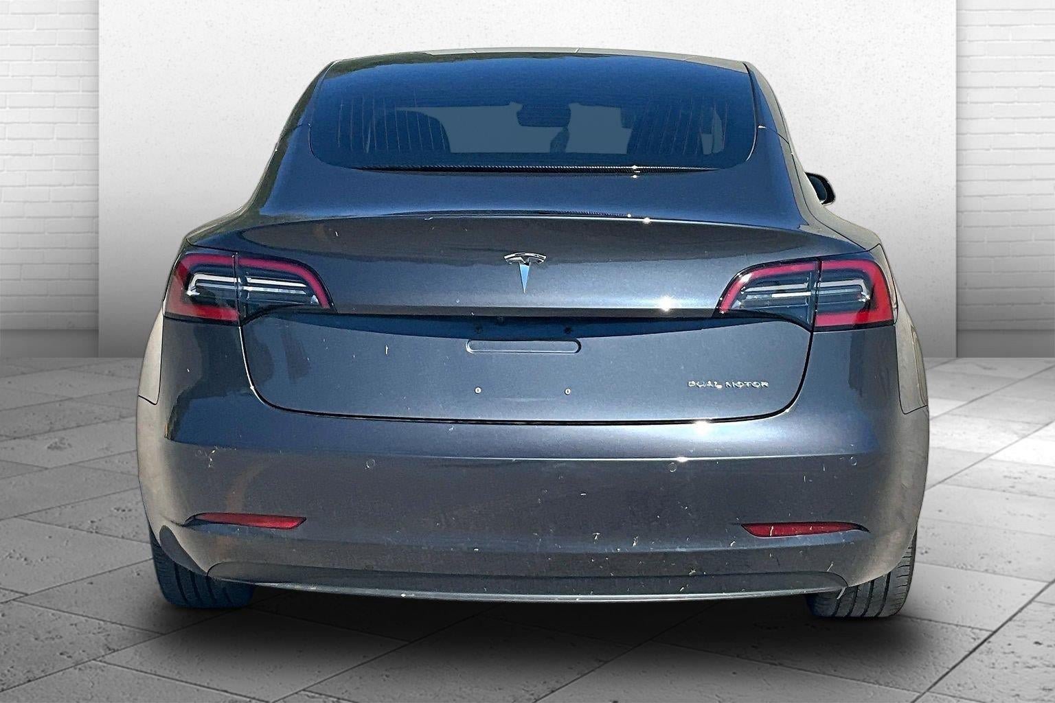 Used 2018 Tesla Model 3 Long Range AWD/4WD image 3