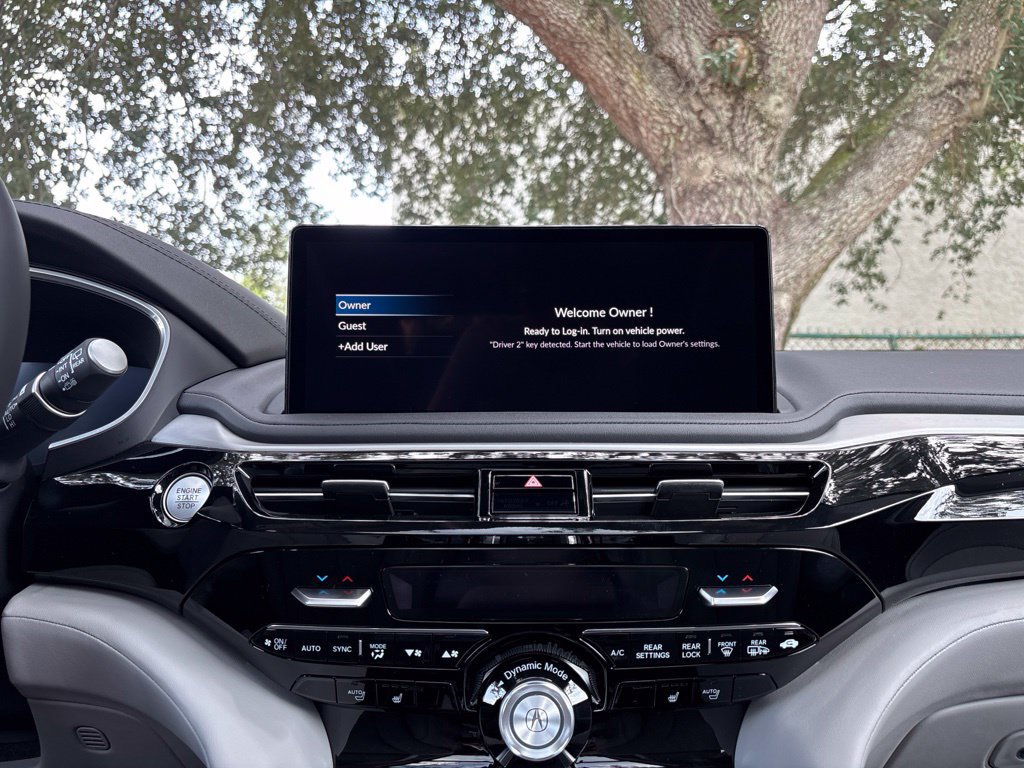 New 2026 Acura MDX w/ Technology Package FWD image 24