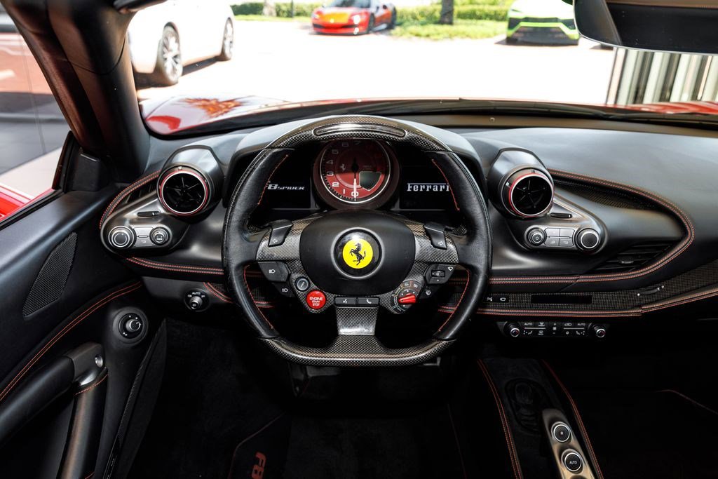 Used 2021 Ferrari F8 Spider RWD image 19
