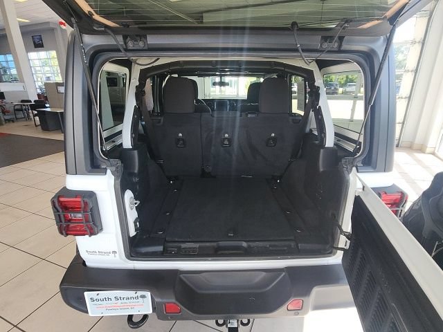 Used 2021 Jeep Wrangler Unlimited Sport AWD/4WD image 43