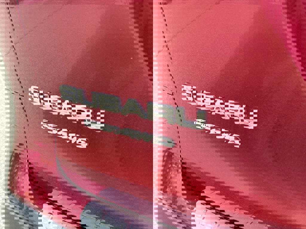 Used 2022 Subaru Ascent Limited w/ Technology Package image 5