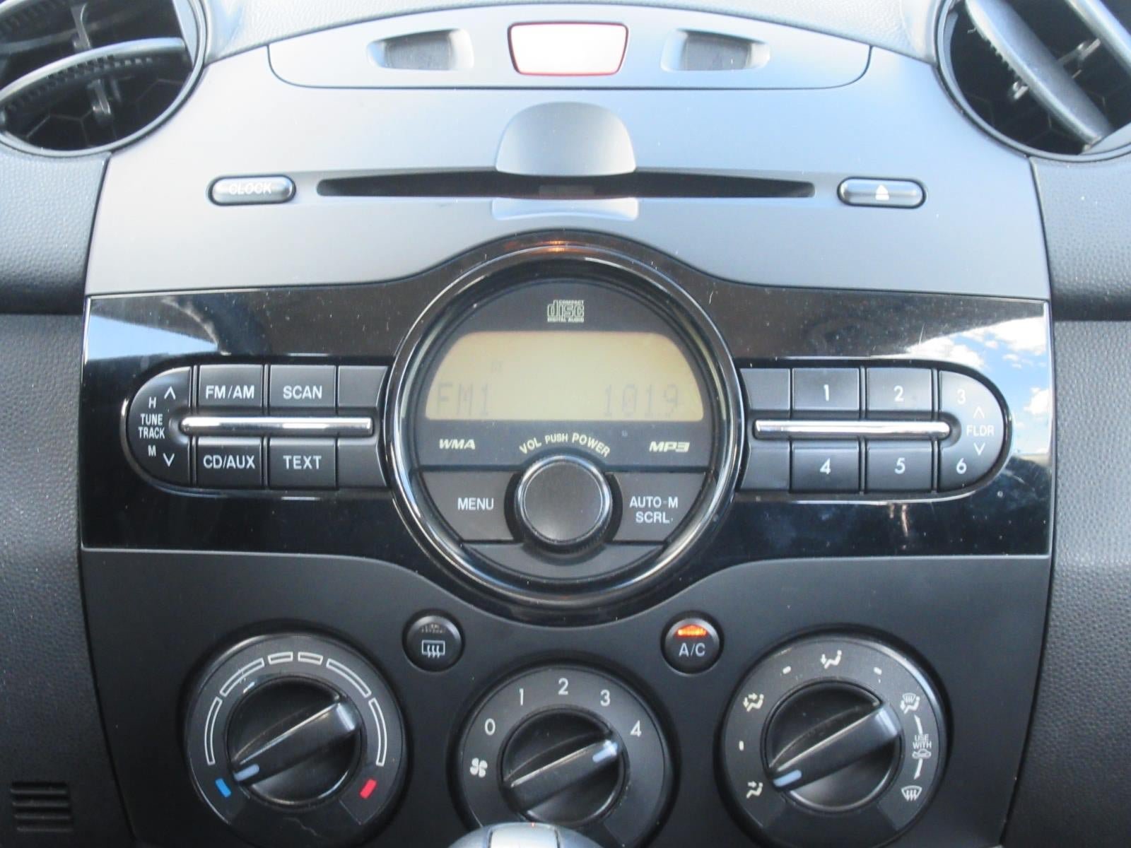 Used 2011 MAZDA MAZDA2 Sport FWD image 15