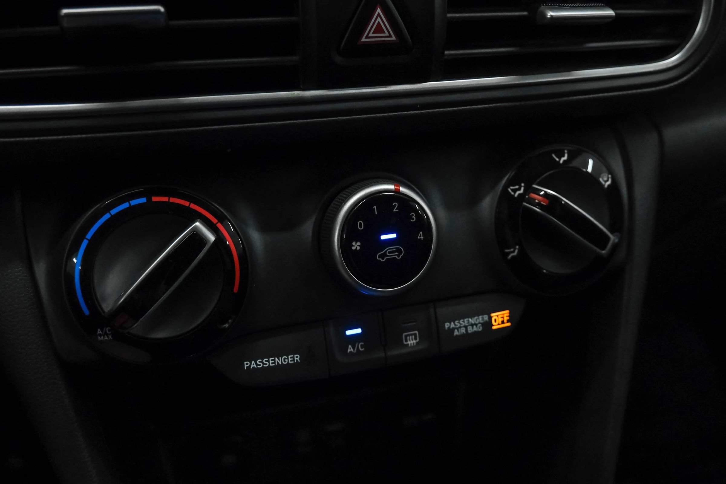 Used 2021 Hyundai Kona Night FWD image 21