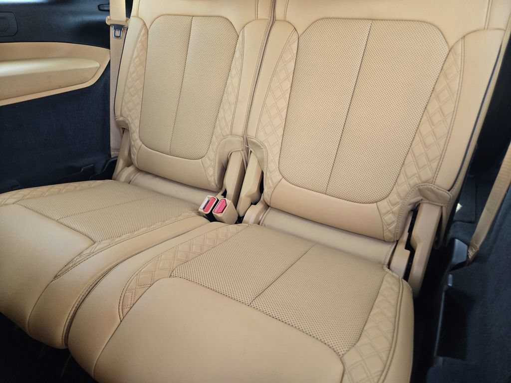 Used 2023 Jeep Grand Cherokee L Summit AWD/4WD image 40