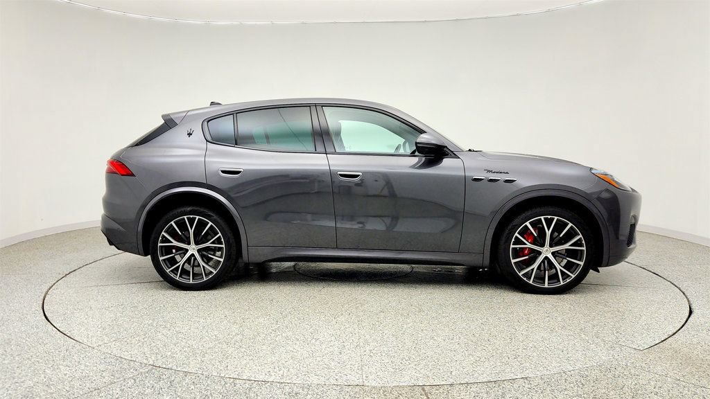 Used 2023 Maserati Grecale Modena AWD/4WD image 4