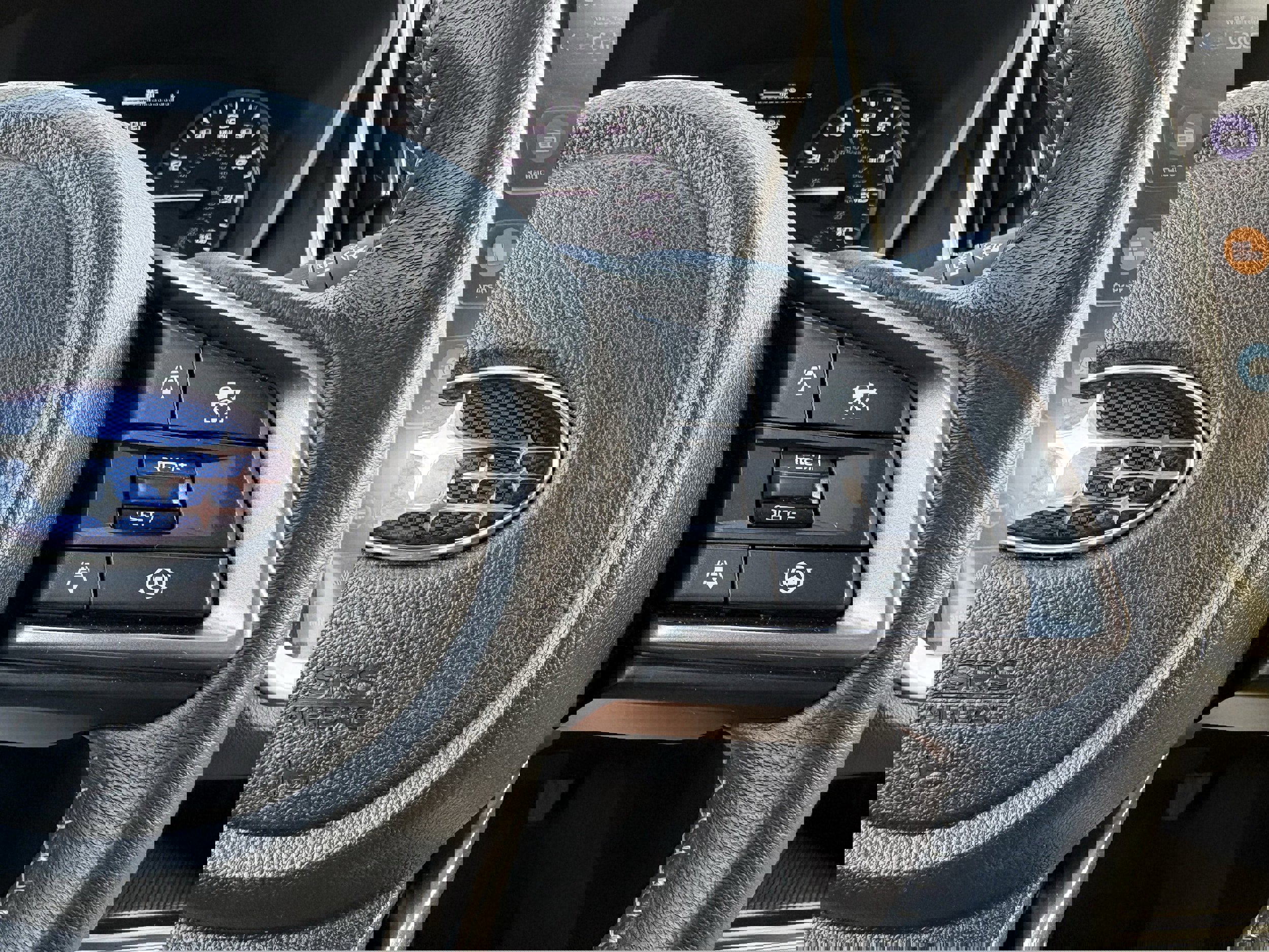 Used 2025 Subaru Ascent Premium image 16