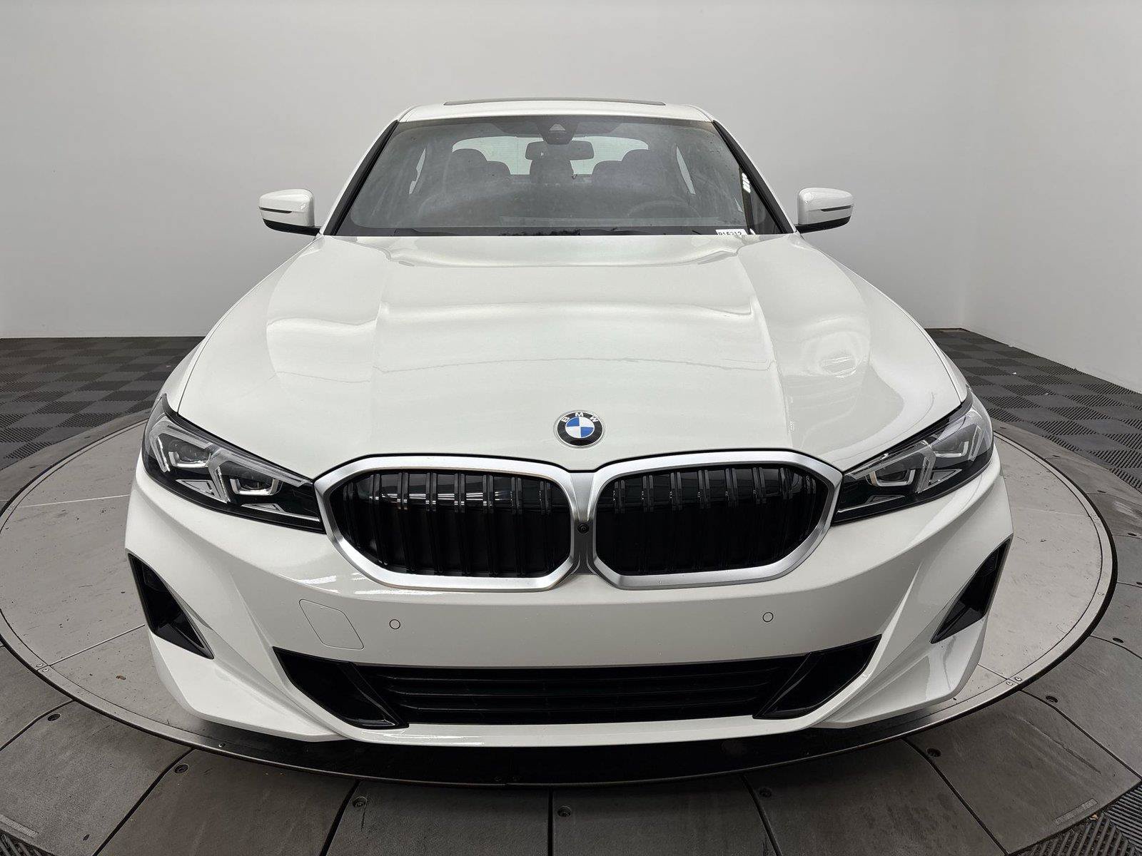 New 2026 BMW 330i Sedan w/ Convenience Package RWD image 14