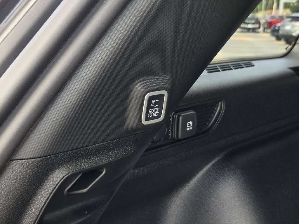 New 2026 Jeep Grand Cherokee Altitude RWD image 11