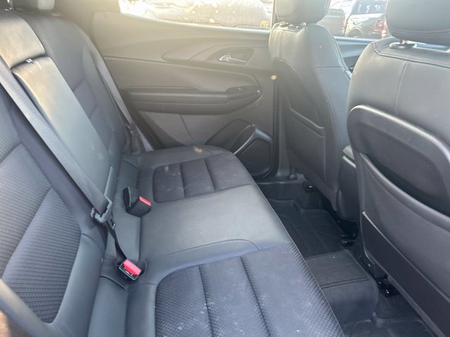 Used 2022 Chevrolet TrailBlazer RS w/ Sun and Liftgate Package AWD/4WD image 8