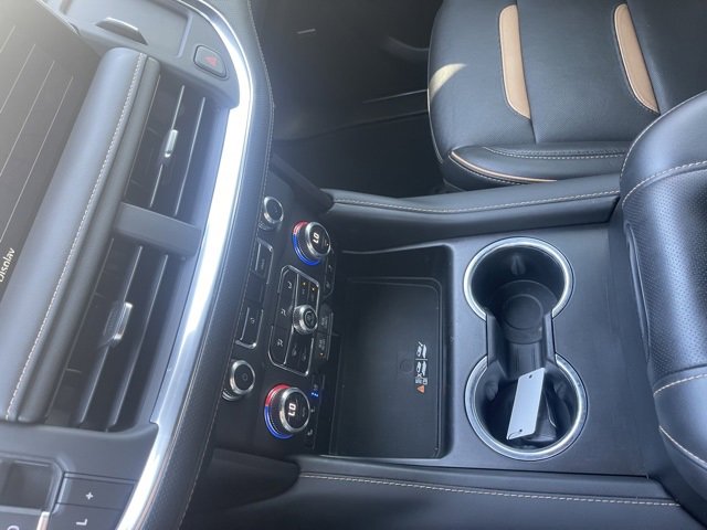 Used 2023 GMC Yukon AT4 w/ AT4 Premium Plus Package image 27