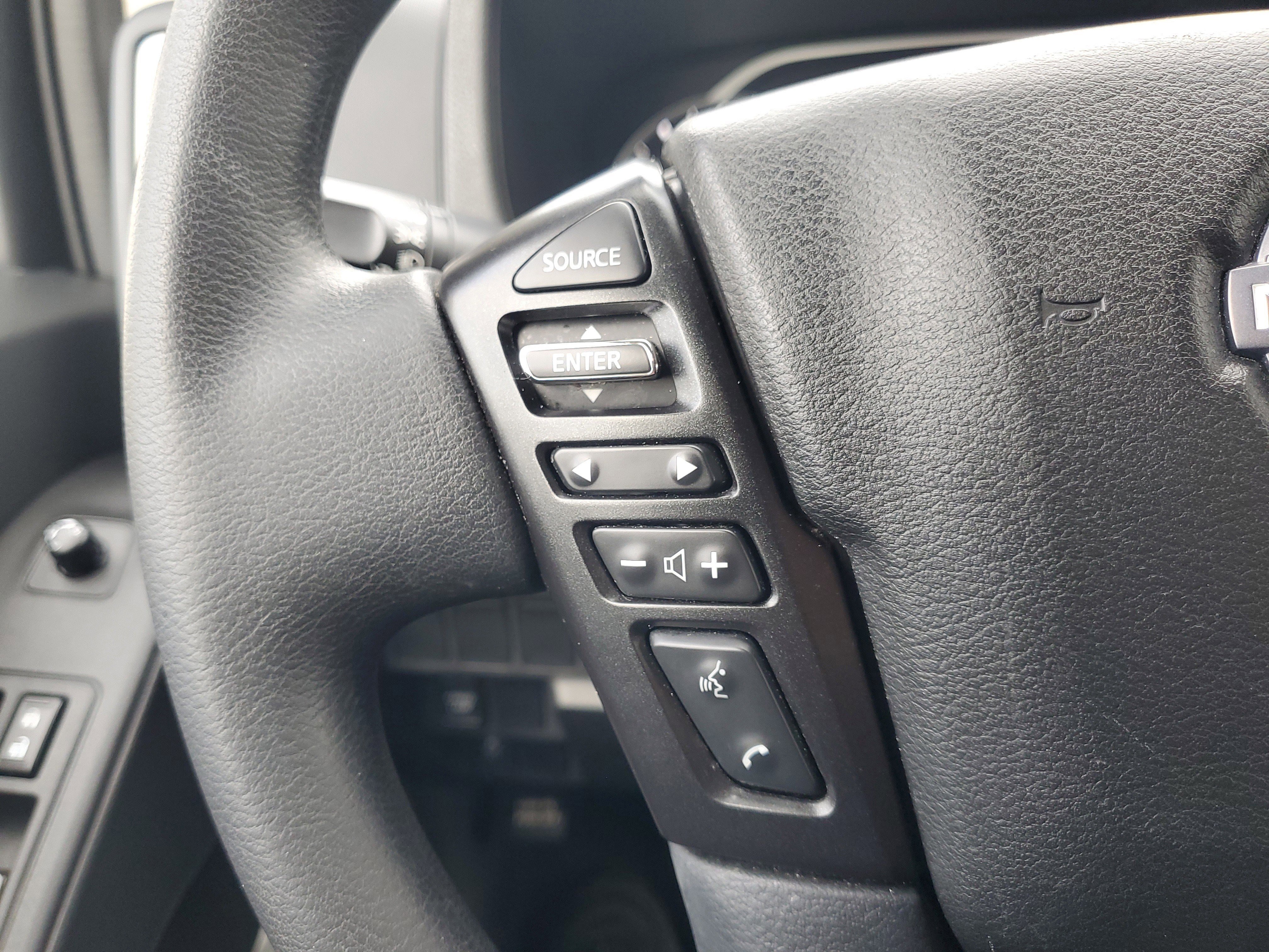 Used 2024 Nissan Frontier SV image 20