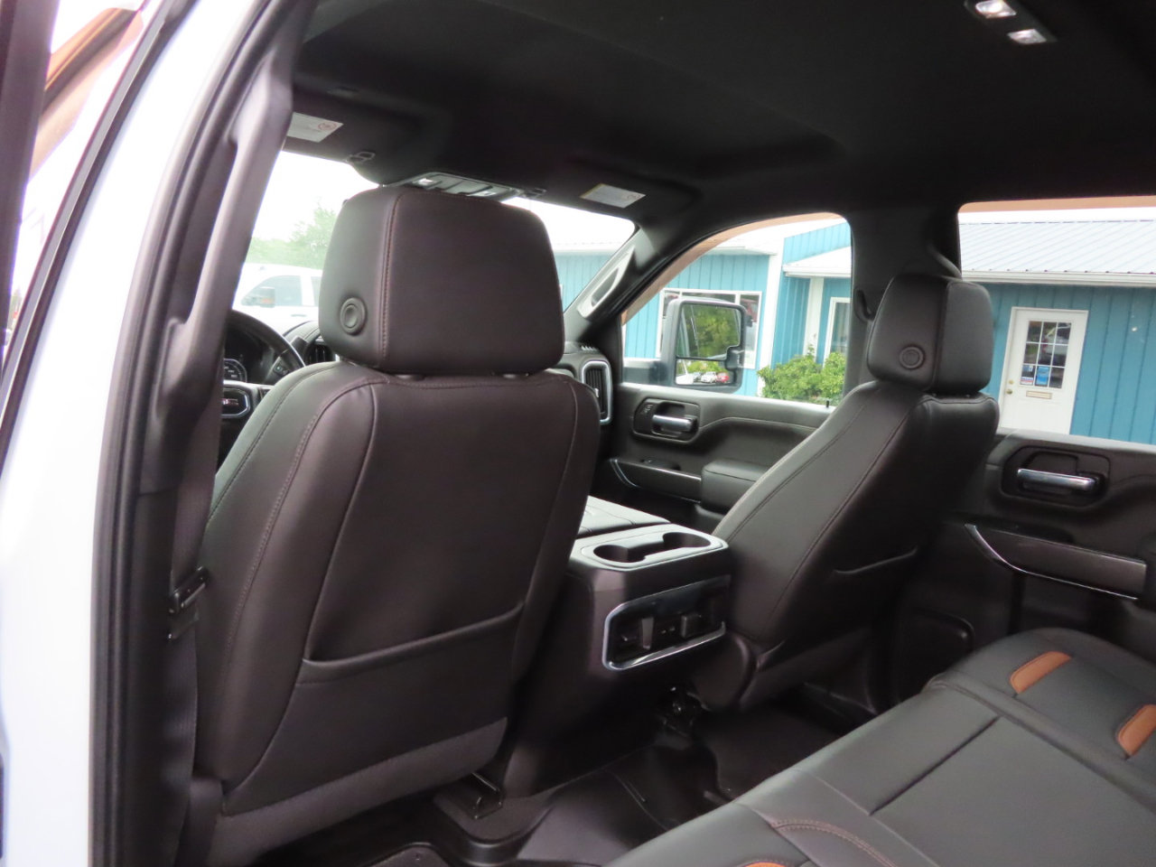 Used 2022 GMC Sierra 2500 AT4 w/ Gooseneck/5TH Wheel Package image 45