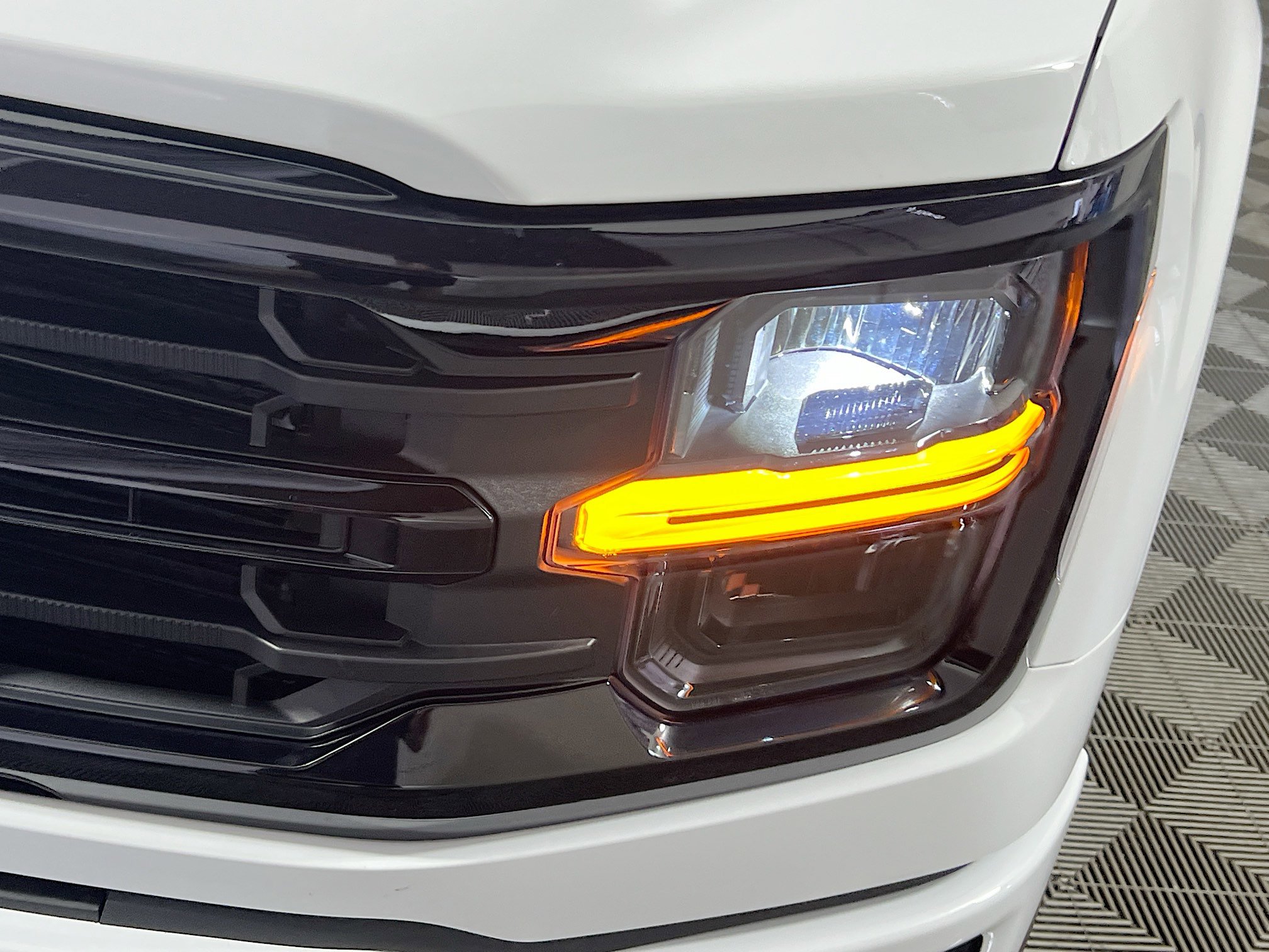 Used 2025 Ford F150 XLT w/ Equipment Group 302A MID image 11