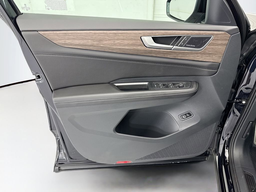 New 2026 Volkswagen Atlas SEL Premium R-Line image 24