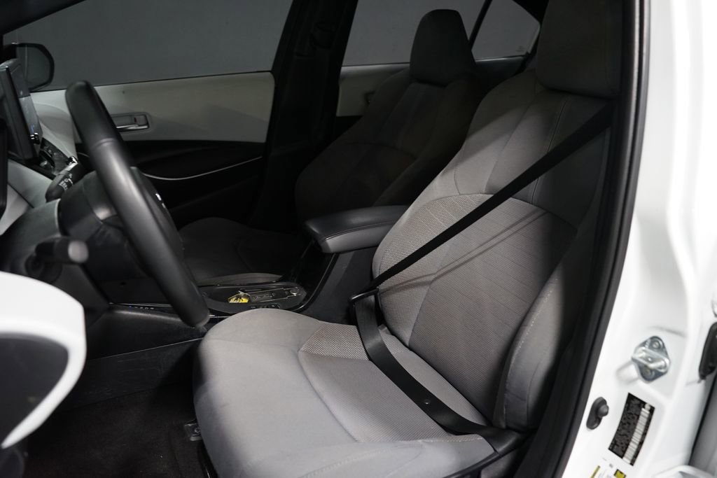 Used 2024 Toyota Corolla SE image 6