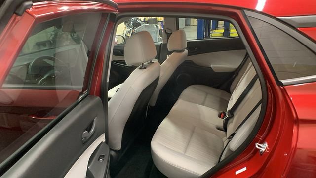 Used 2023 Hyundai Kona SEL w/ Cargo Package image 18