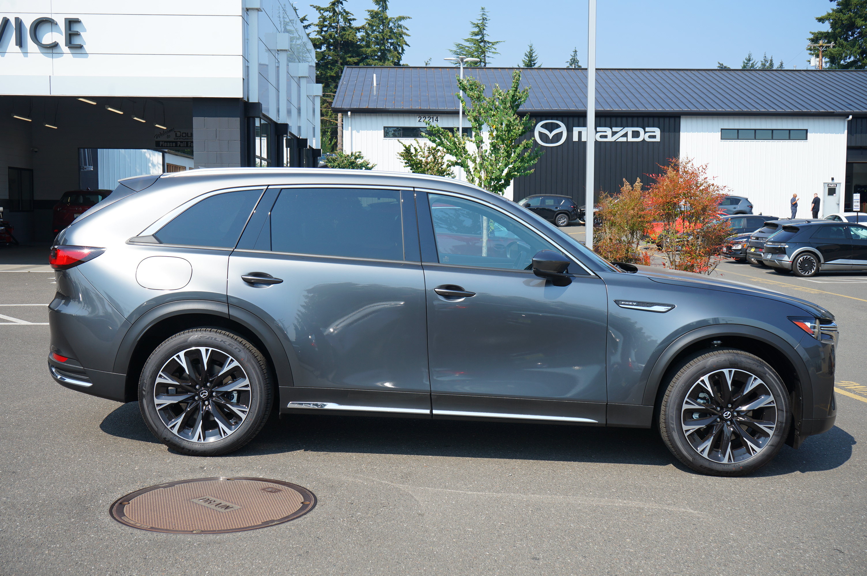 New 2026 MAZDA CX-90 Plug-In Hybrid w/ Premium Plus AWD/4WD image 2