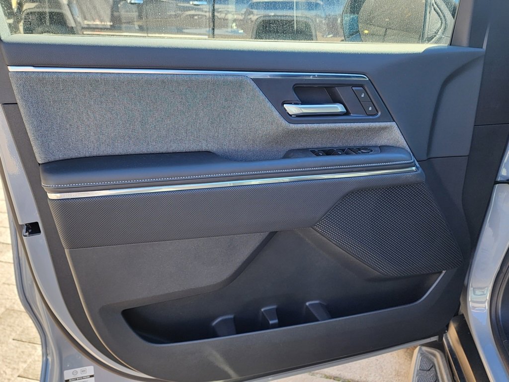 New 2026 GMC Sierra EV Elevation image 15