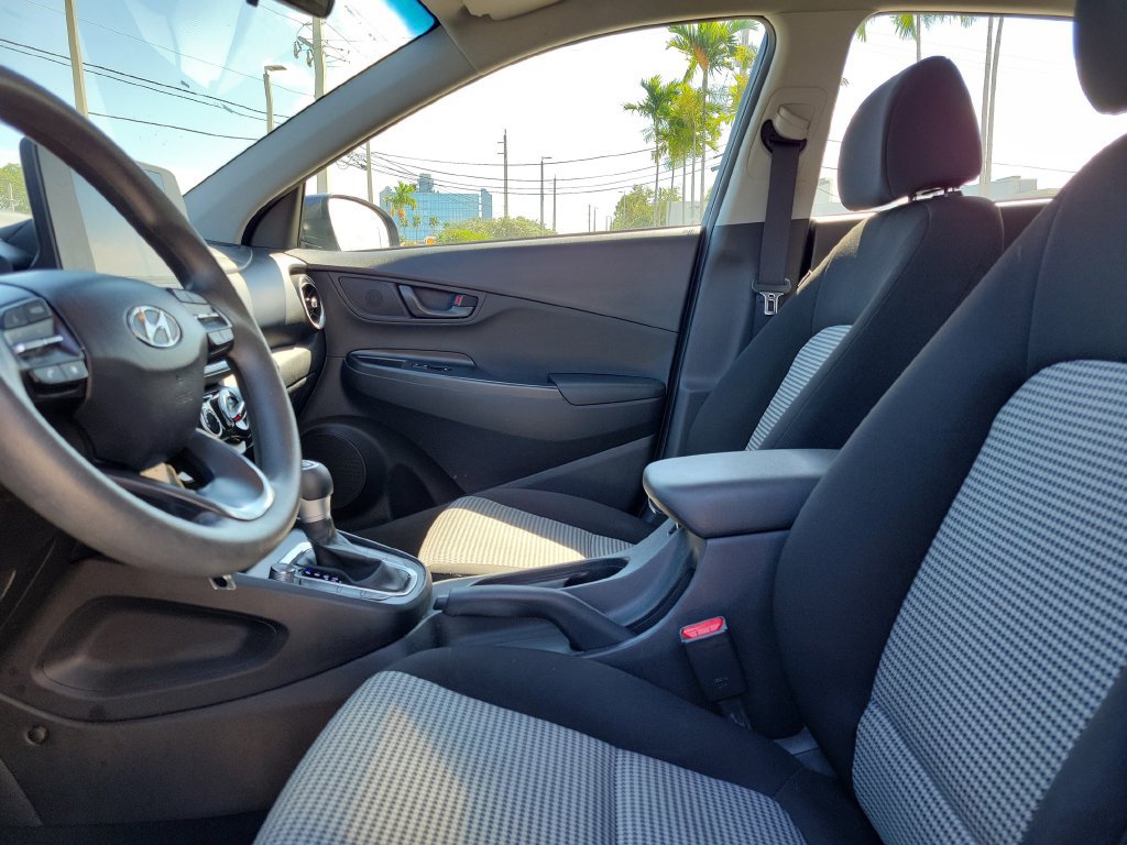 Used 2022 Hyundai Kona SE w/ Cargo Package FWD image 25