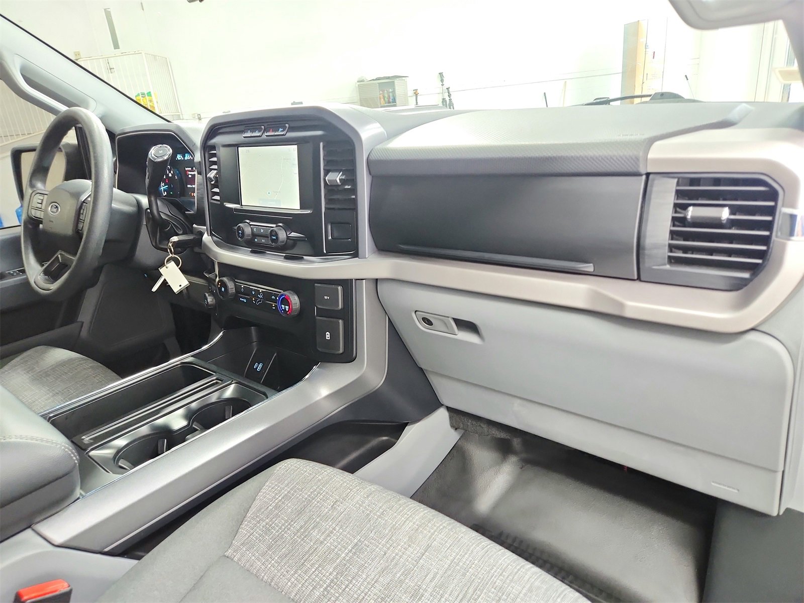 Used 2023 Ford F150 XLT w/ XTR Package image 35