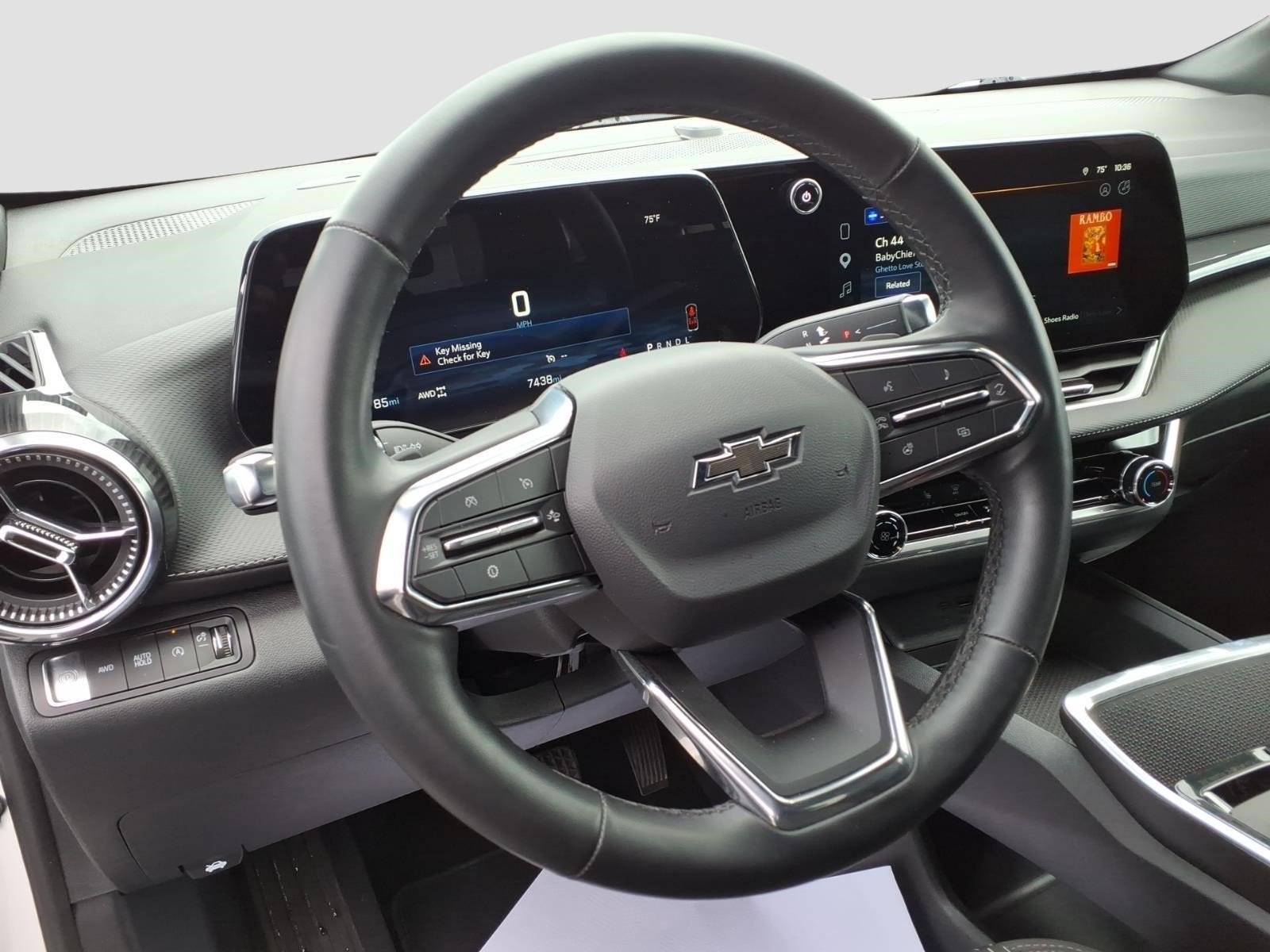 Used 2026 Chevrolet Equinox LT w/ Midnight Edition AWD/4WD image 12