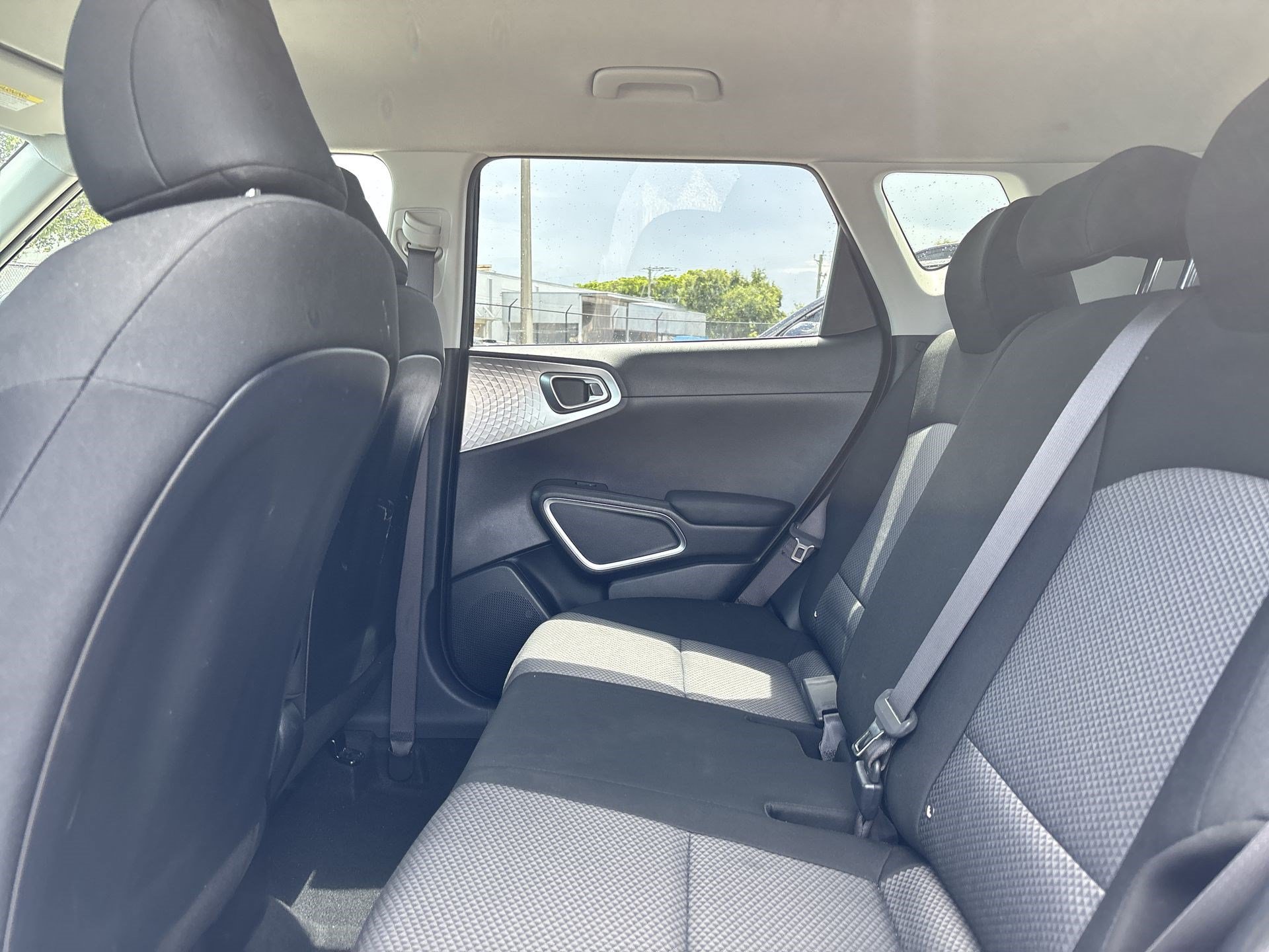 Used 2025 Kia Soul LX FWD image 22